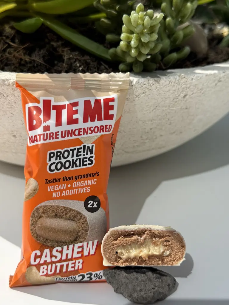 BMN protein cashew carrousel 1.webp